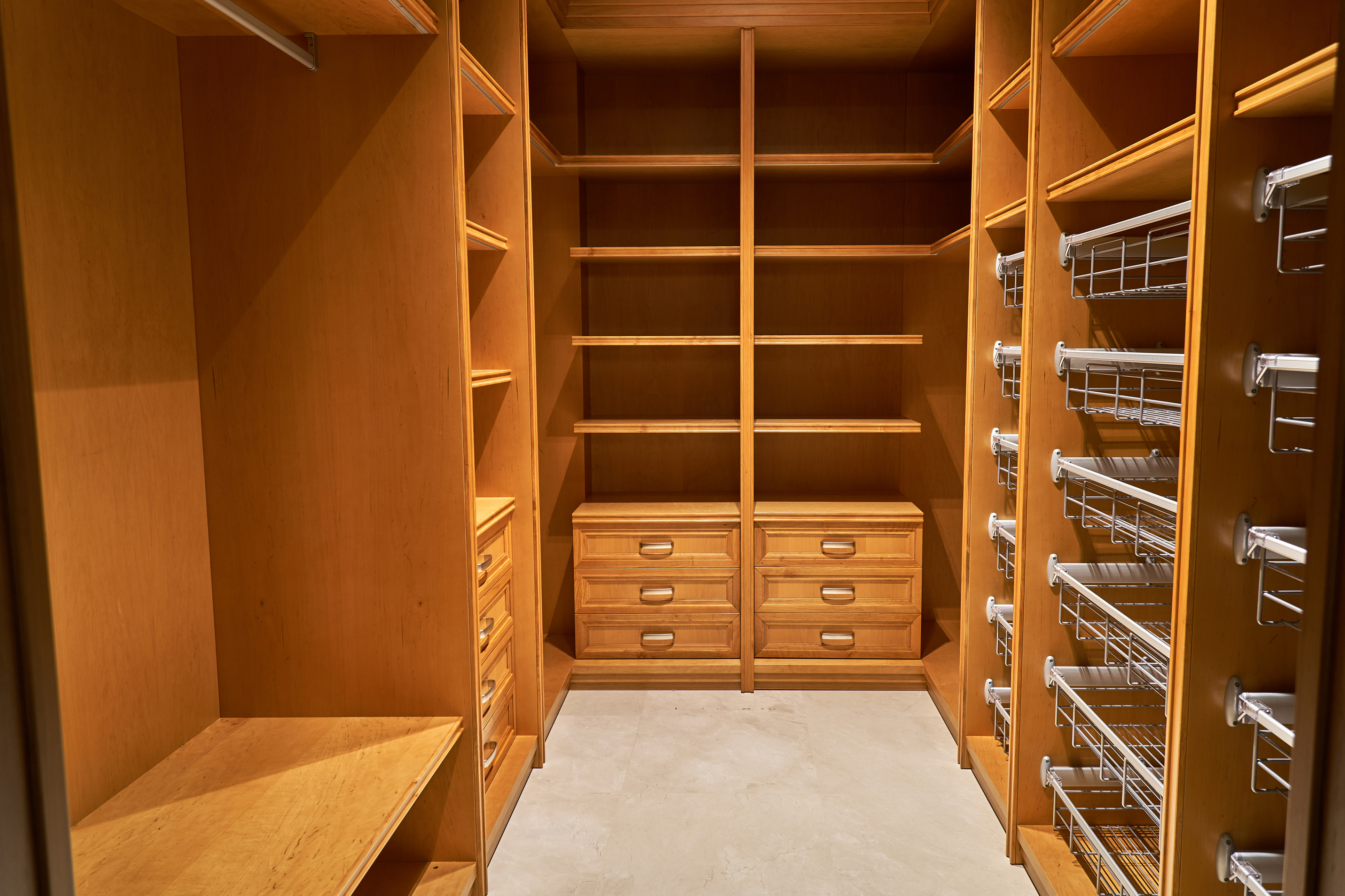 Bespoke dressing room project by Hawksure Developments